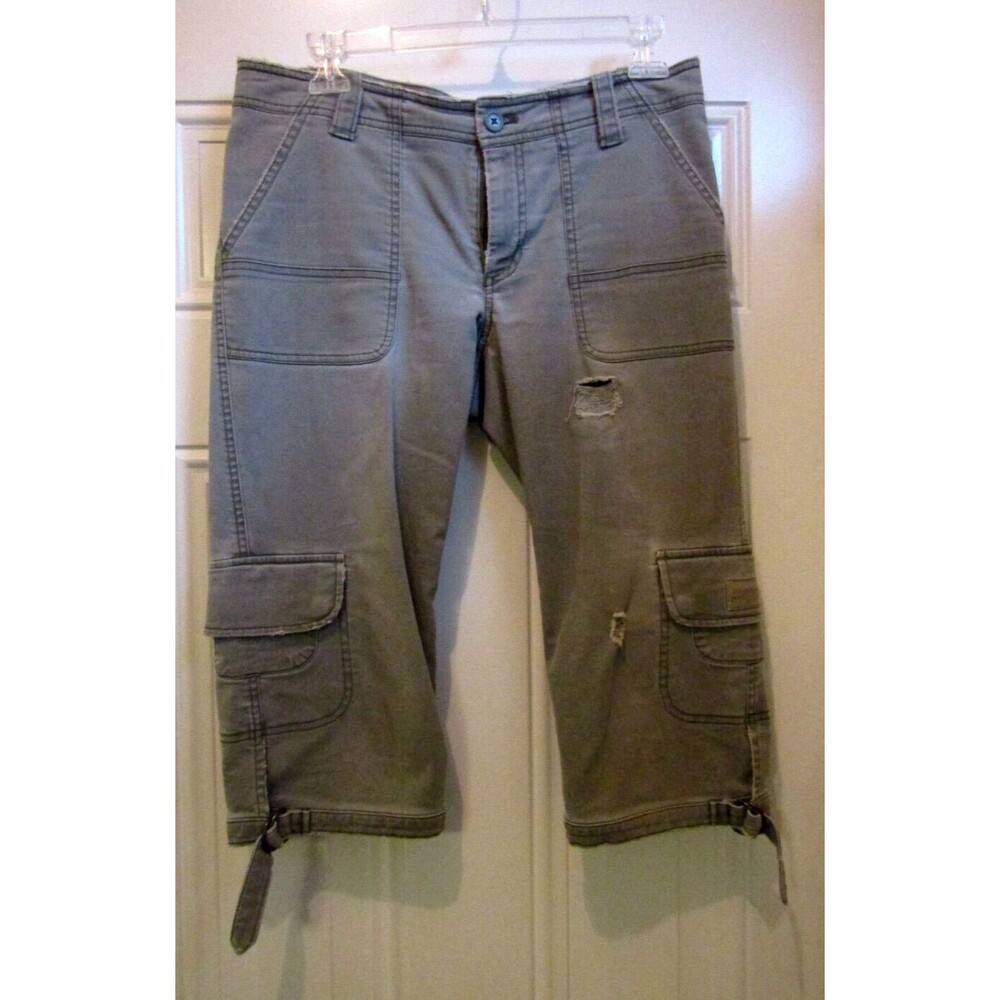 American Eagle Outfitters Capri Cargo Pants Army Green Womens Size 6 - Picture 3 of 7